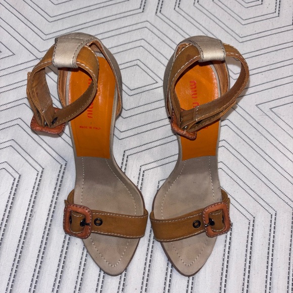 Miu Miu | Peep-Toe Orange/Tan Heeled Sandals | Size 38 (US 7.5) | 3.75” - Picture 2 of 8